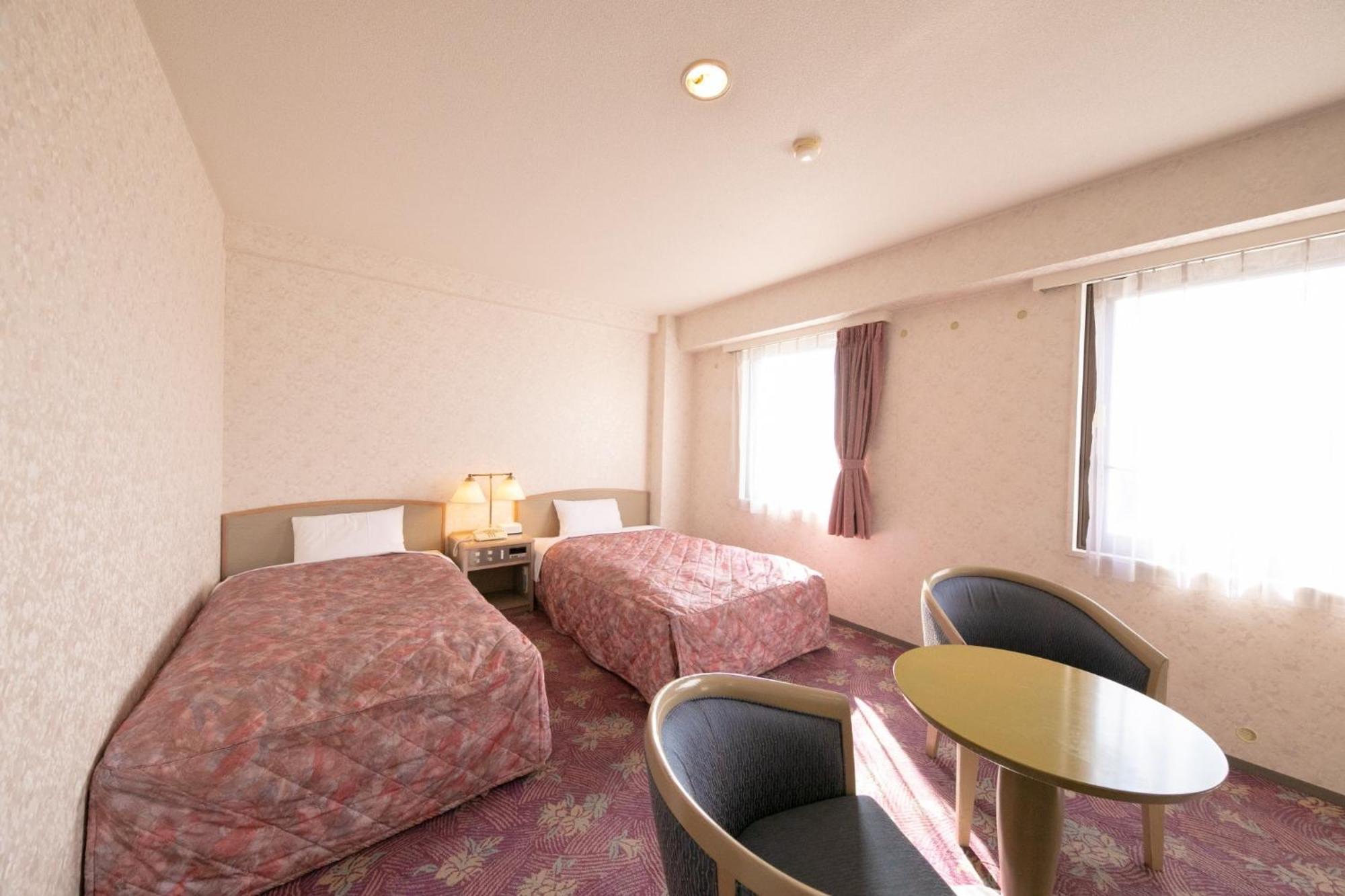 Main Hotel - Vacation Stay 82549 Мияконодзё Экстерьер фото